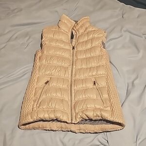 Women's Calvin Klein performance puffer vest